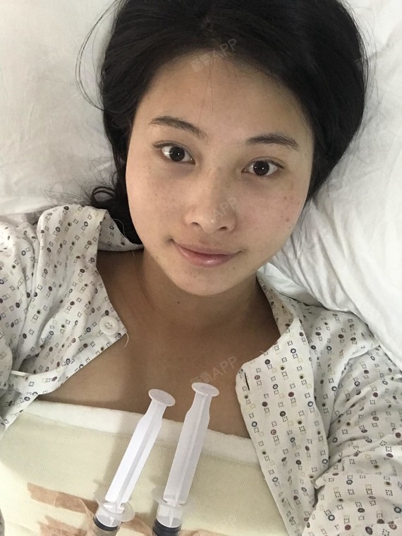 得薄就更加没自信,每次有朋友约我去游泳我都会婉言拒绝,然后气氛就会