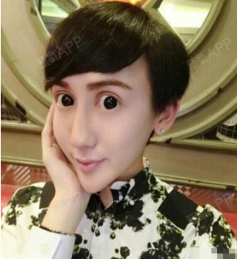 脸部线条越尖利,越容易营造出假脸的视觉感受么?