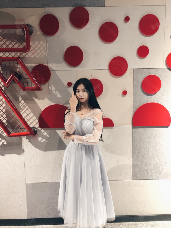 术后269天今天是闺蜜大喜的日子,我来做伴娘了,希_圈子-新氧美容整形