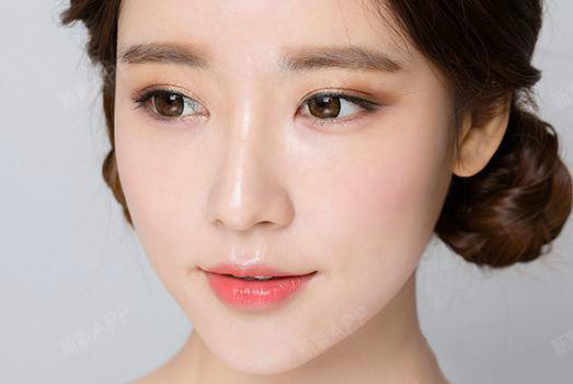 误区三:我要欧式平行大双眼皮