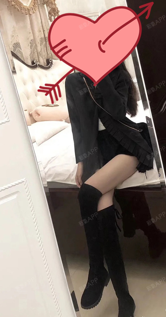 来2张大长腿的抢镜照,我现在这两条腿真的是又细又长_圈子-新氧美容