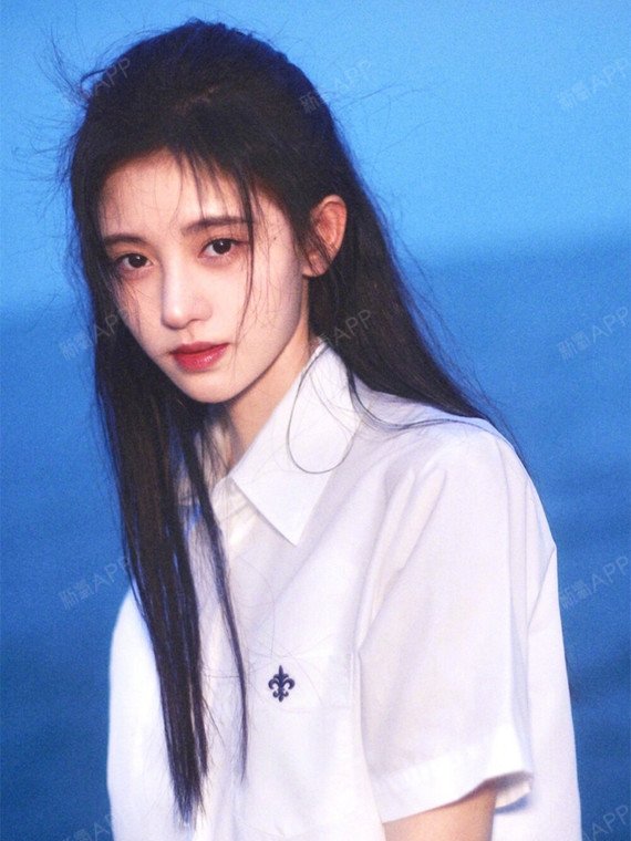 钟叔说:女明星比普通人气质好太多,都难以驾驭一个塌鼻子,更别说普通