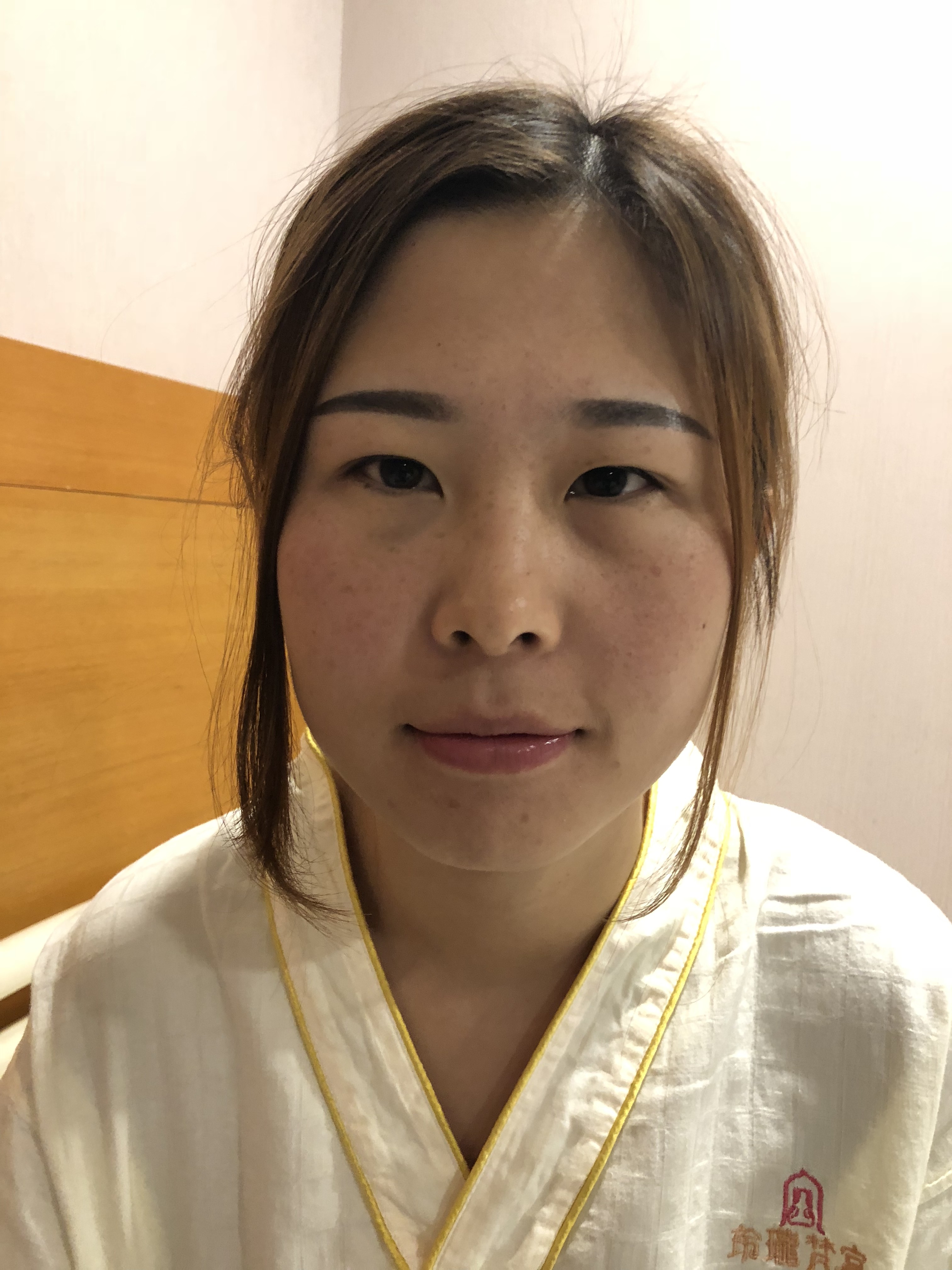 吉医生整形美容（吉医堂是正规厂家吗） 吉大夫
整形美容（吉医堂是正规厂家吗）《吉大夫药膏的主治功效》 整形美容