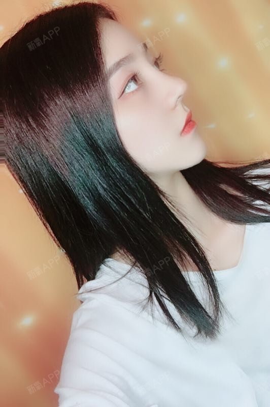 再来分享一波照片,弧度自然,侧面鼻子特别翘,鼻小柱_圈子-新氧美容