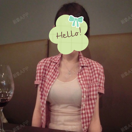 我现在d罩杯啊哈哈哈心里暗爽,以前的内衣里面都是厚_圈子-新氧美容