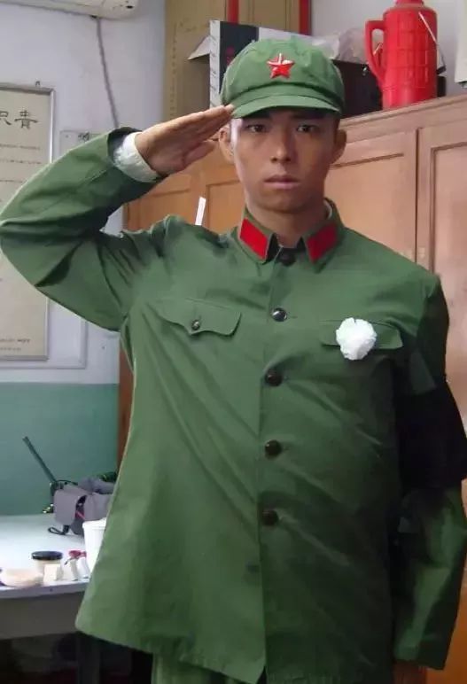 基圈大地震!继李诞之后又一个醉酒误事的_圈子-新氧美容整形