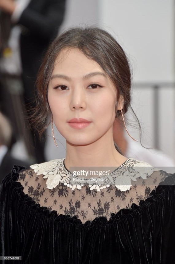 "不够美"这张牌,应该怎么打?——提高美商,从金敏喜开始谈起.