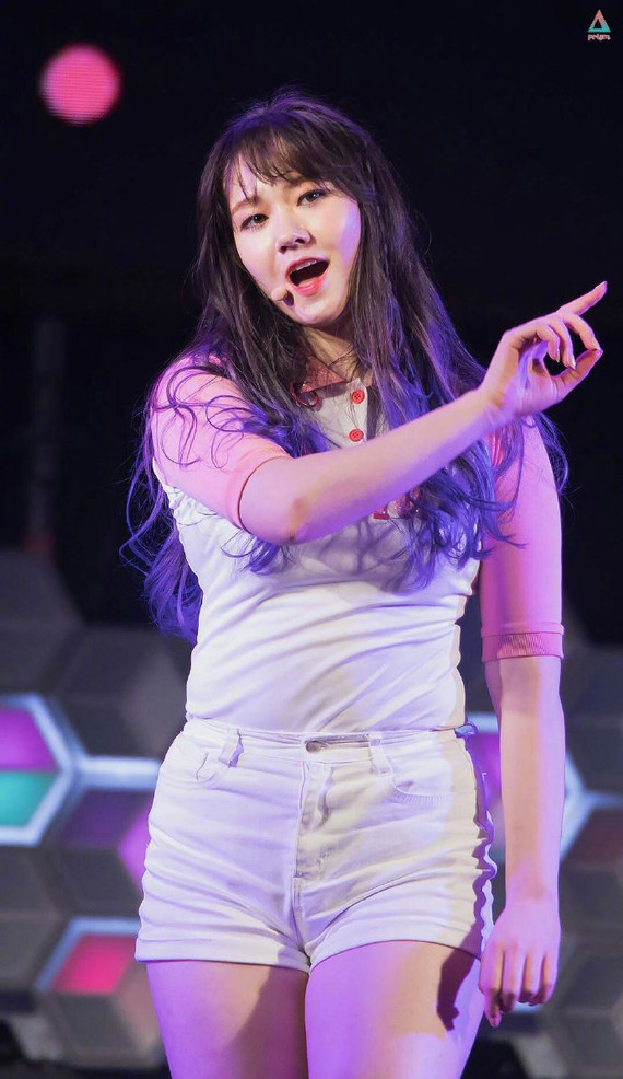 韩国娱乐圈的残酷:女团成员发胖被网友嘲讽为"史上最_圈子-新氧美容