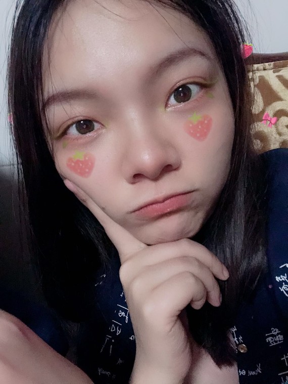 美商认知:宽眼距=怪女孩?