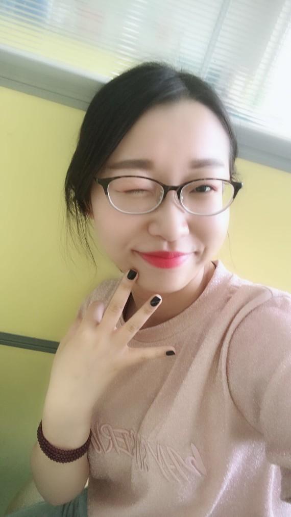 自拍必备单眼wink