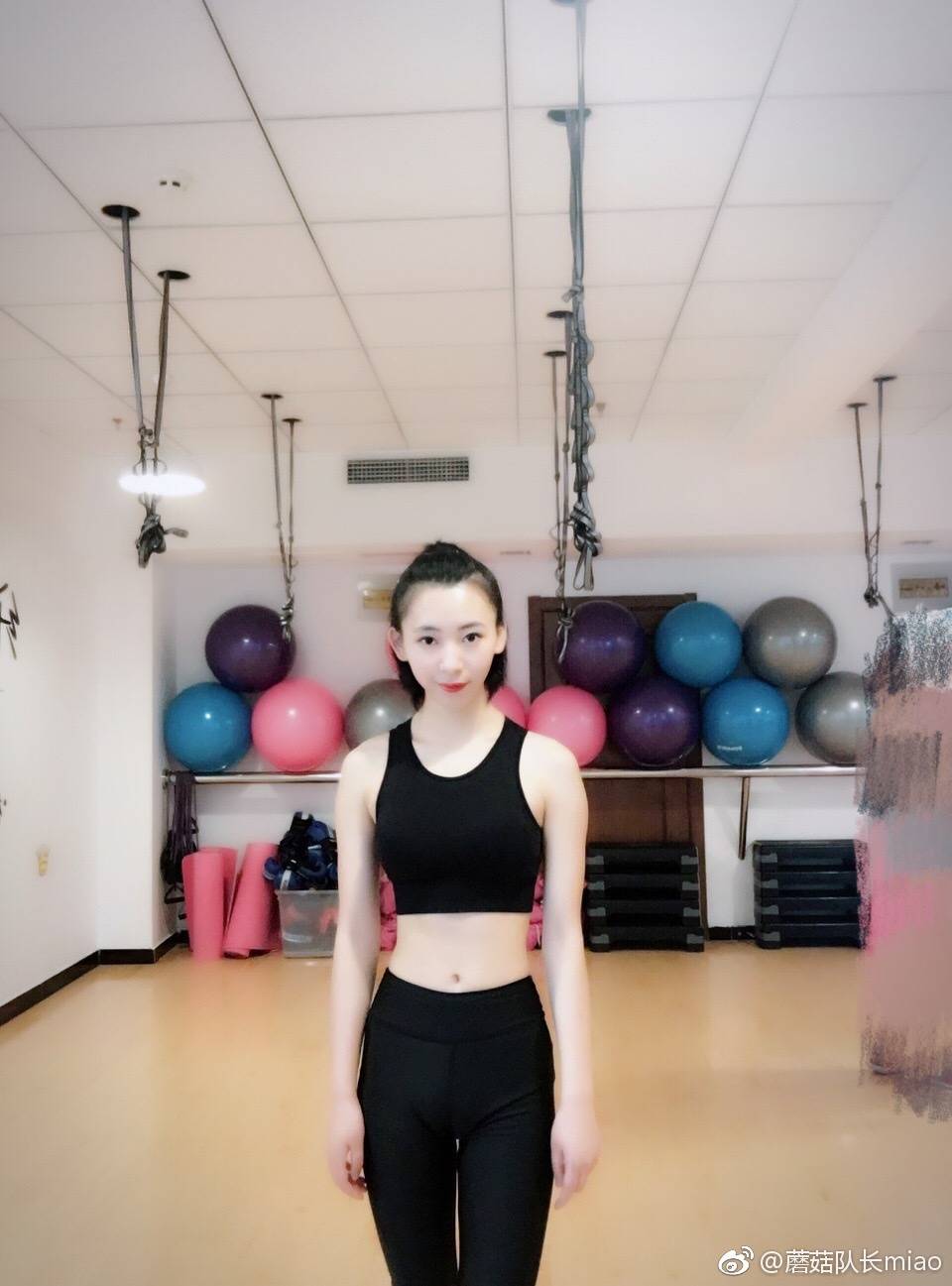 身高167体重90斤腰围54前来报到