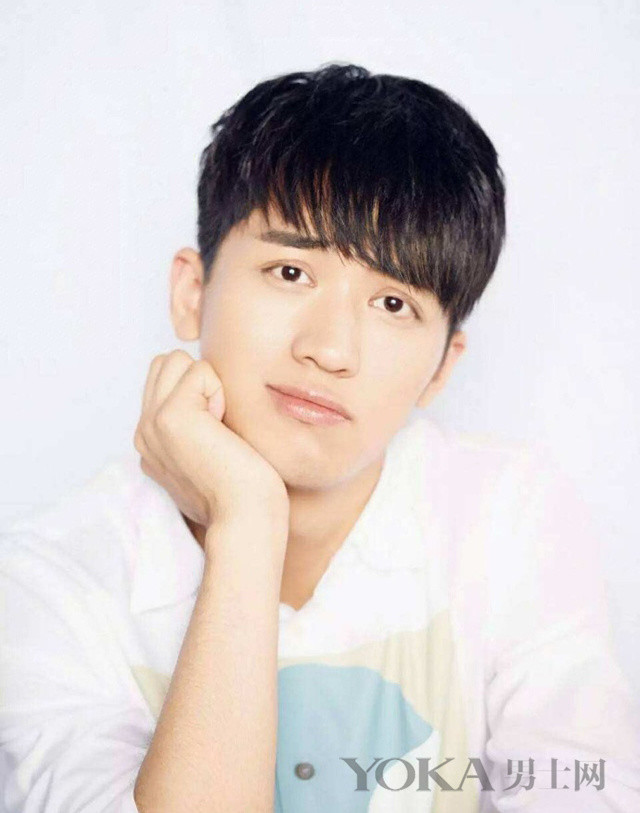 看看你们的爱豆"挑眉杀"有多优秀!都来学习一下!