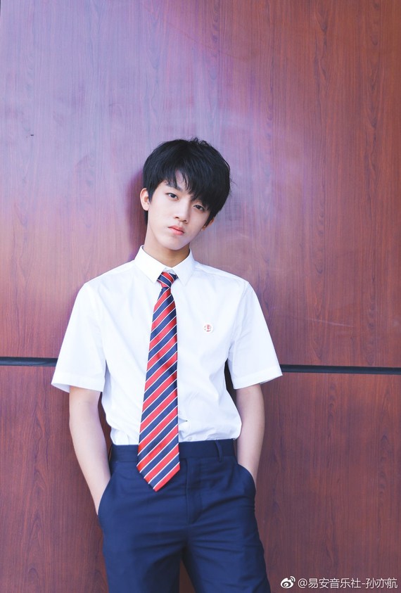 展逸文(我心中的颜值top,年龄小但是超霸气)易安音乐社-池忆(国家一级