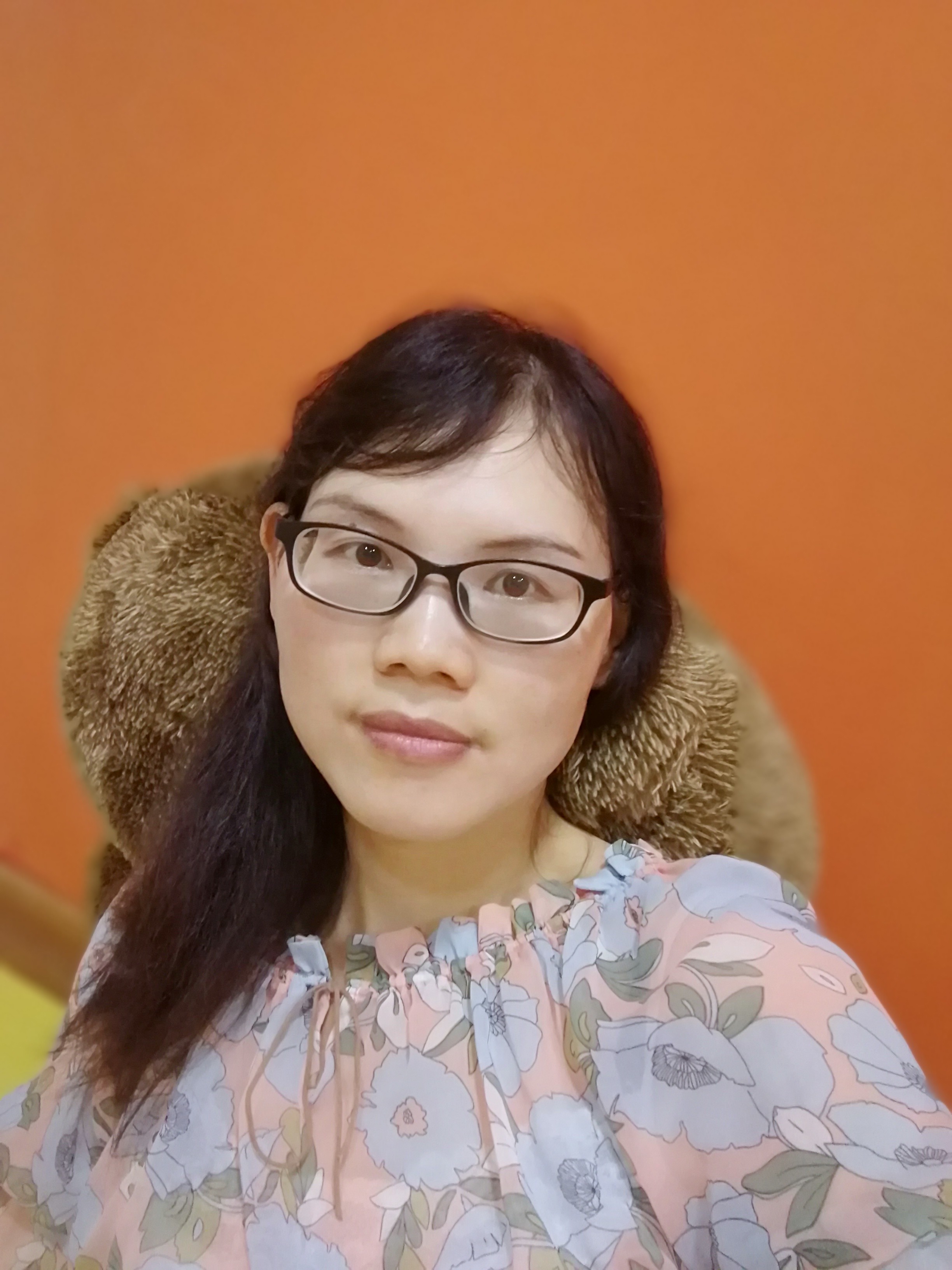 很多人以为我是老师 ,仅仅因为我近视戴眼镜吗?