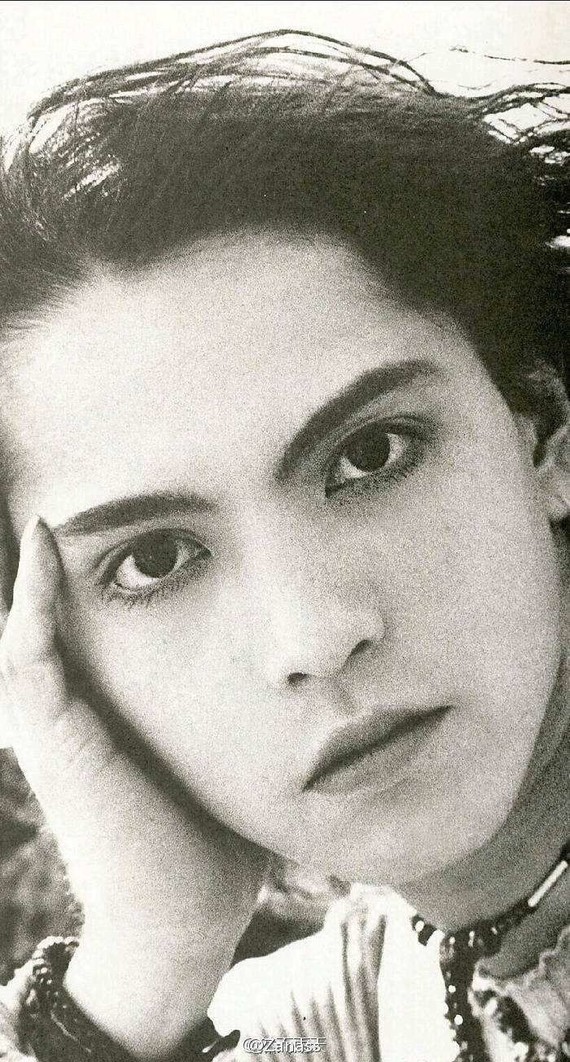 首先作为hyde的颜粉不可否认的是他的惊艳造型都是_圈子-新氧美容整形