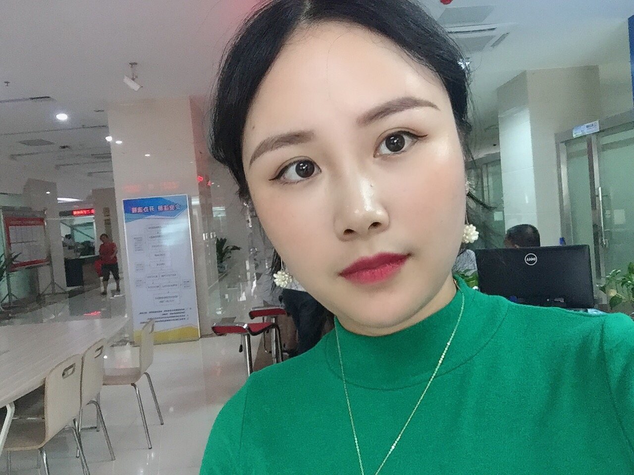 纯天然的双眼皮^_^ 感谢爸妈的双眼皮基因