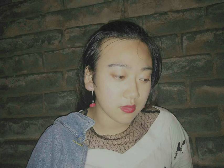 近视眼睛都快突成金鱼眼了