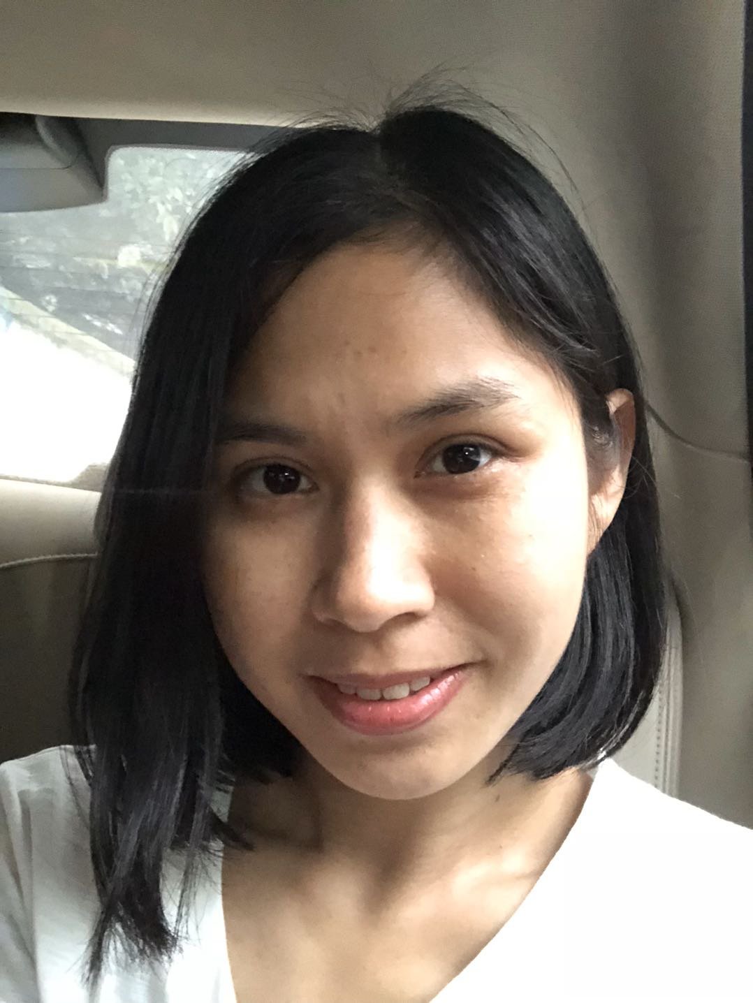 来两张普通的生活照