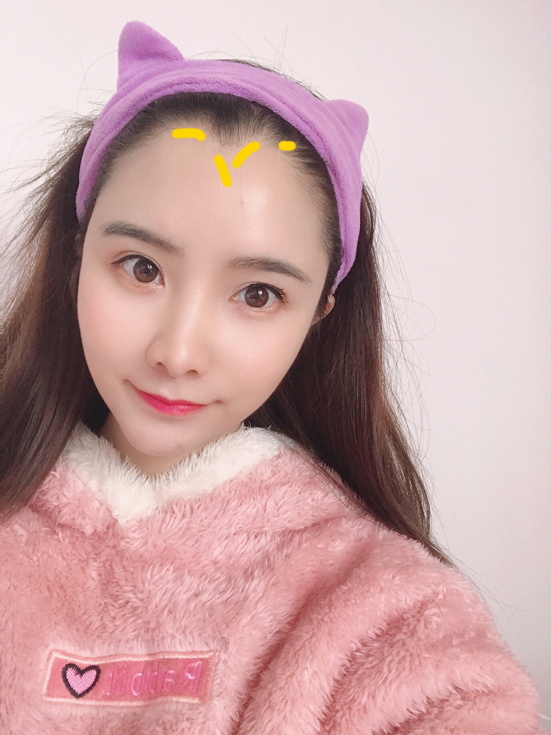 我不仅有爱心美人尖还有一个铮亮的脑门儿