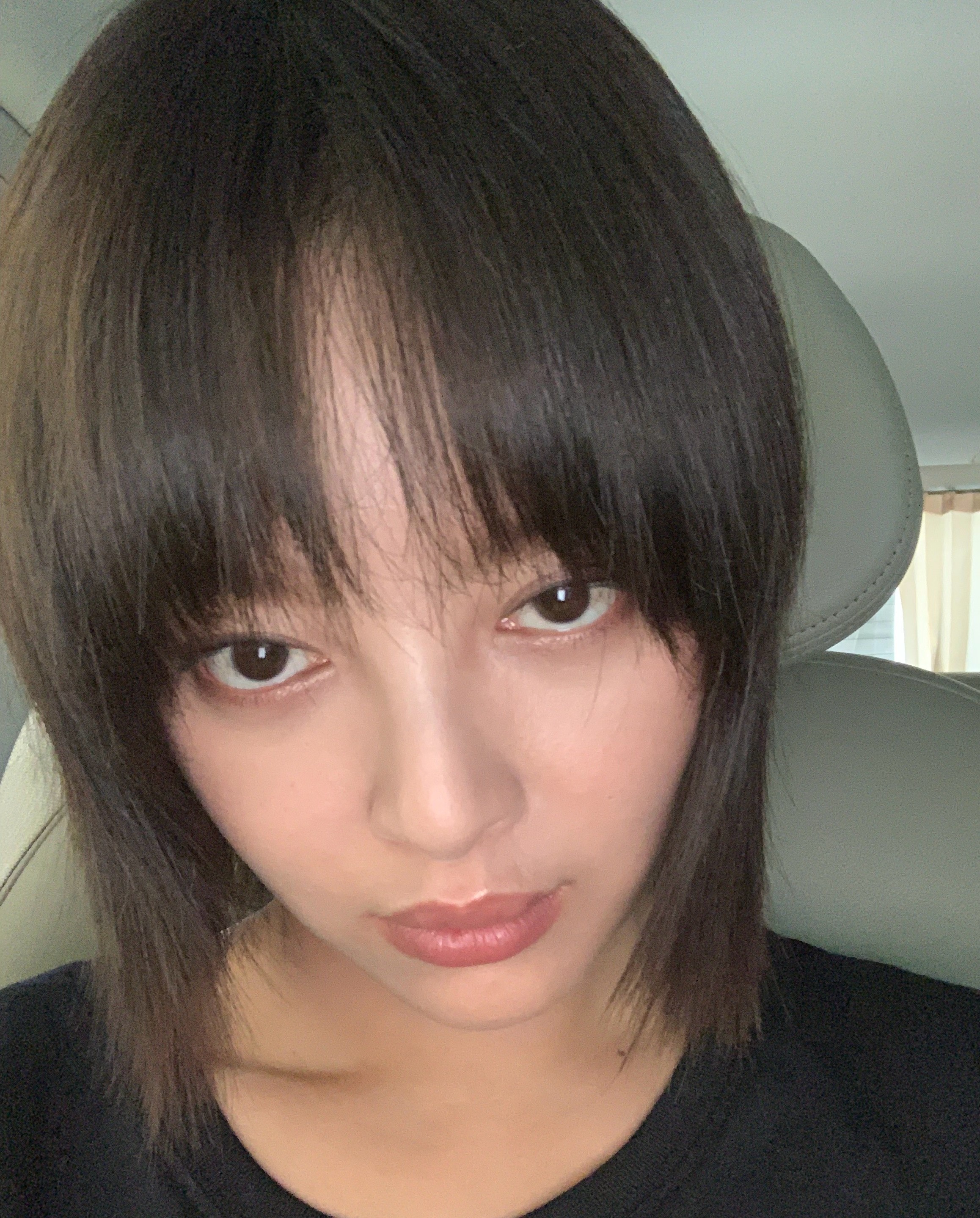 刻薄脸要素: * 我们先来捋一捋刻薄脸是什么样的脸_圈子-新氧美容整形