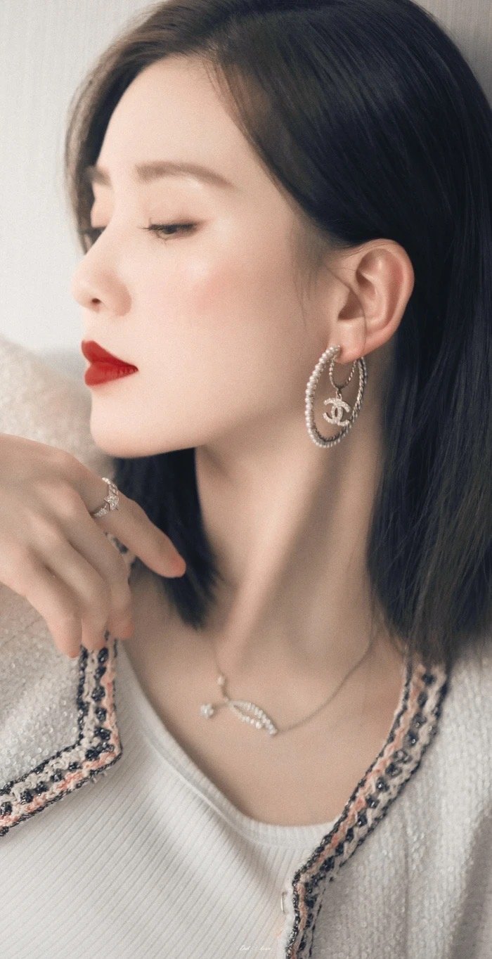 说到脖子,我脑海里能够立刻浮现的只有刘诗诗了,她的_圈子-新氧美容