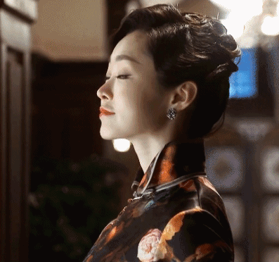 宋轶也是万年女二的主,其实宋轶演技还可以,就是差一口气吧.