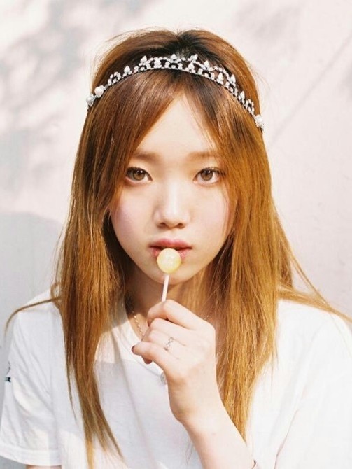 没想到李圣经混血儿长相并非是天然的