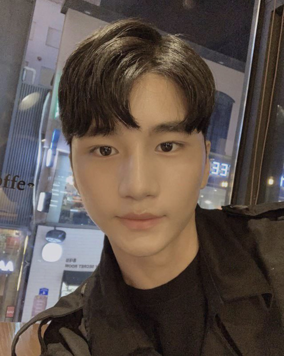 埋线双眼皮鼻部多项男人也可以变得更优秀