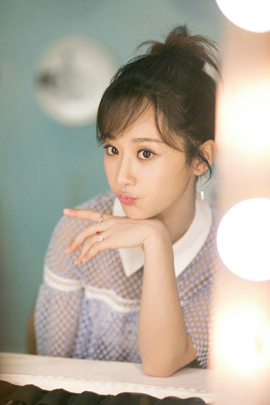 赵丽颖动双眼皮,郑爽动眼角,女星们的大眼睛怎么来的_圈子-新氧美容