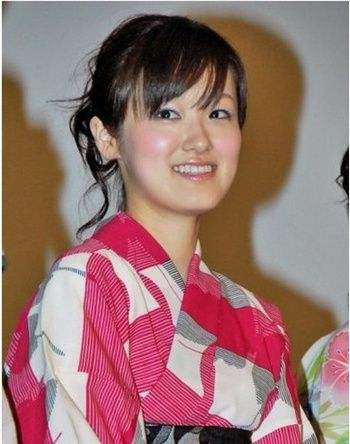 《艺伎回忆录》以女主人公小百合的视角回忆自己悲剧的一生.