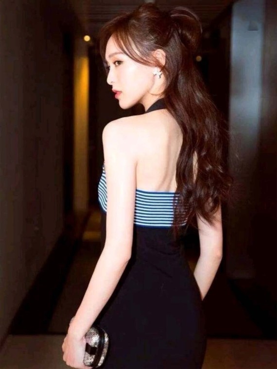 郑爽同款蝴蝶背,安排93大家都知道娱乐圈中的一些女明_圈子-新氧