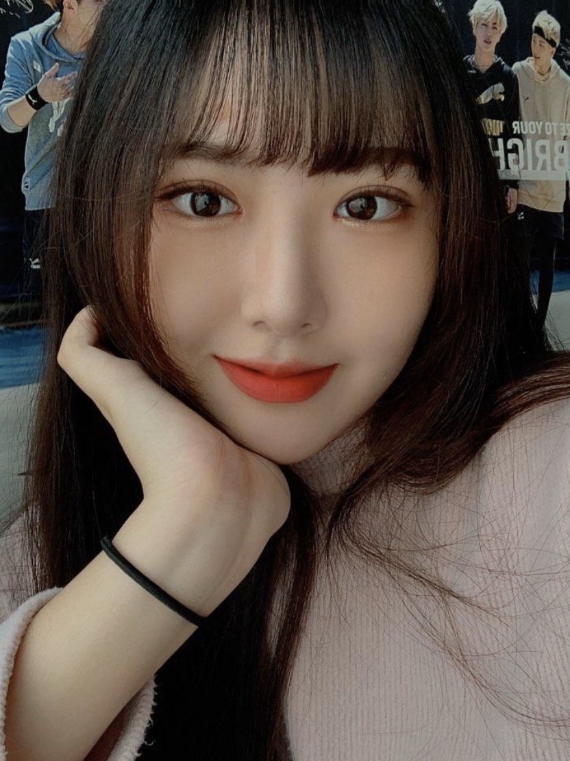 今天看到这位仙女的双眼皮案例后,就觉得眼睛真的太重要了!