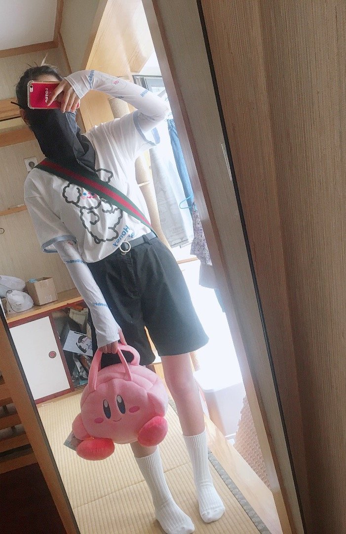 腿上用了足够量的防晒,胳膊上是个t恤同系列的冰袖,_圈子-新氧美容