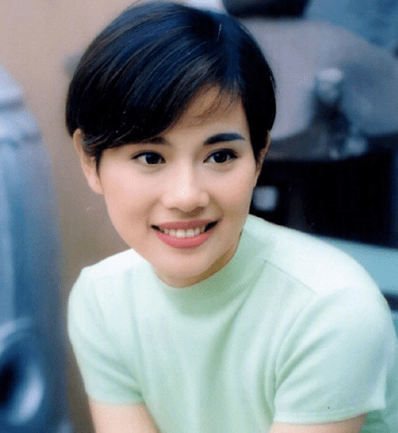 香港tvb女演员年轻图片