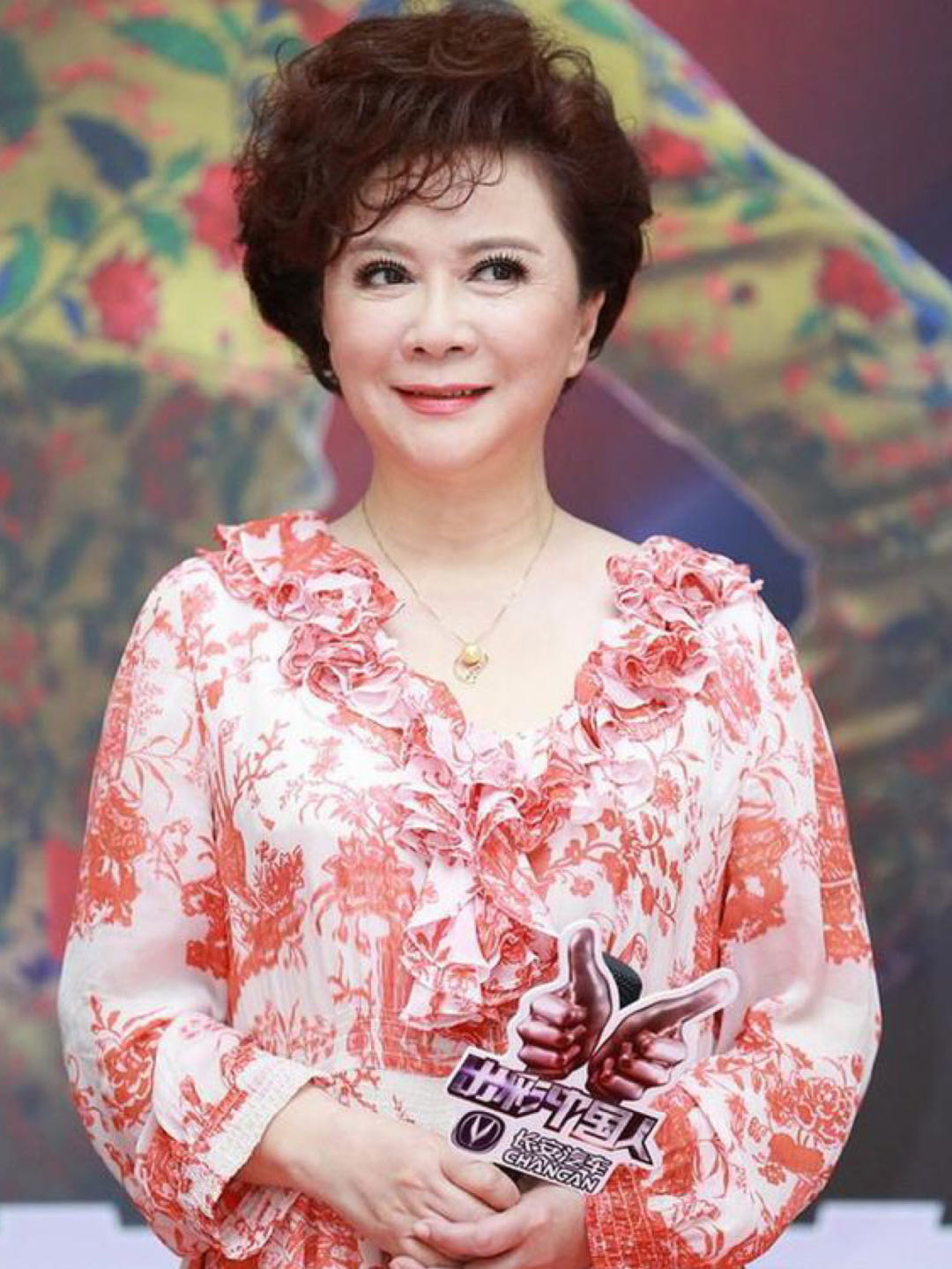 女明星整容后的最终归宿是"蔡明脸"