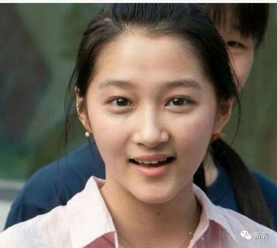 为什么人人都骂关晓彤土,却没人注意她长了一张挑不出错的脸?