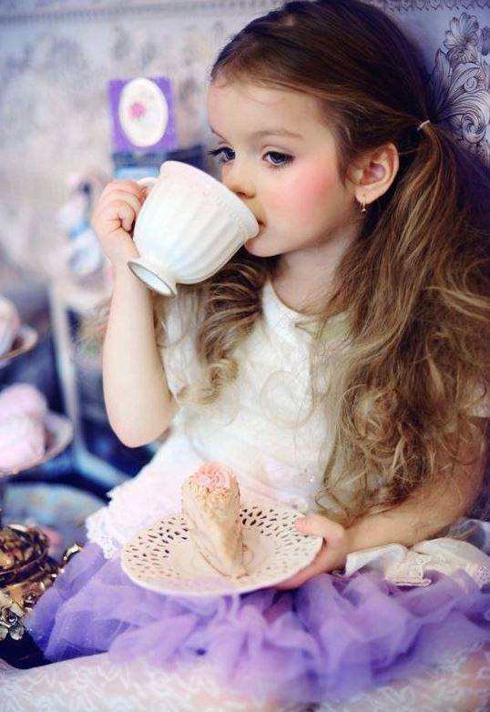 库尔尼科娃应该拥有姓名 不过现在长大了没有小时候惊艳了小雨和米妮0