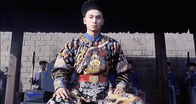 年轻时长在我的审美点上,老了还能长在我的笑点上,他好绝!